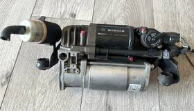 Mercedes-benz 2123200104 2010-2016 E350 E63 Air Suspension Compressor Pump Oem